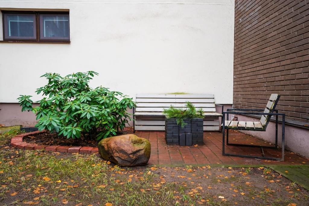 Modern Flat In Old Town Kaunas - Free Parking & Self Check-In Buitenkant foto